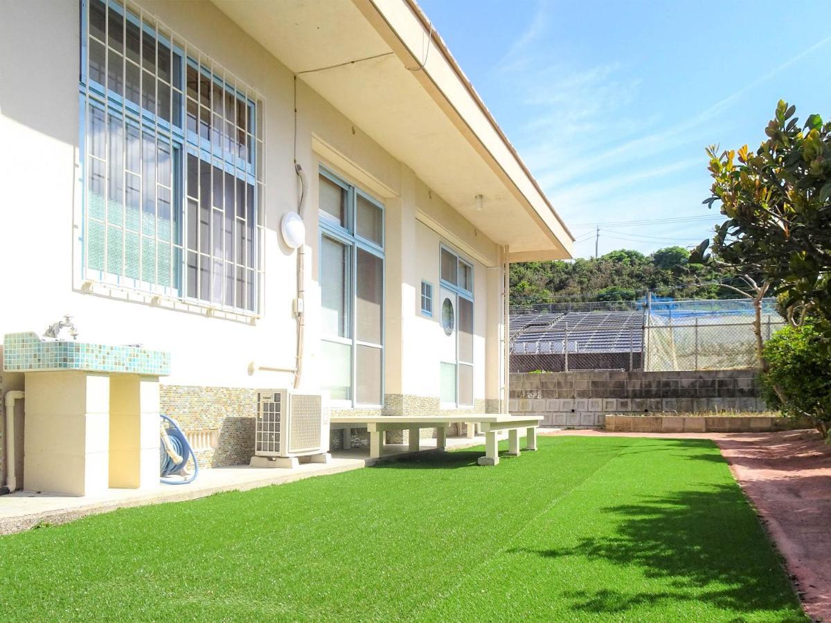 Minshuku Itoman Bettei Goyukkuri Hotel Ngoại thất bức ảnh
